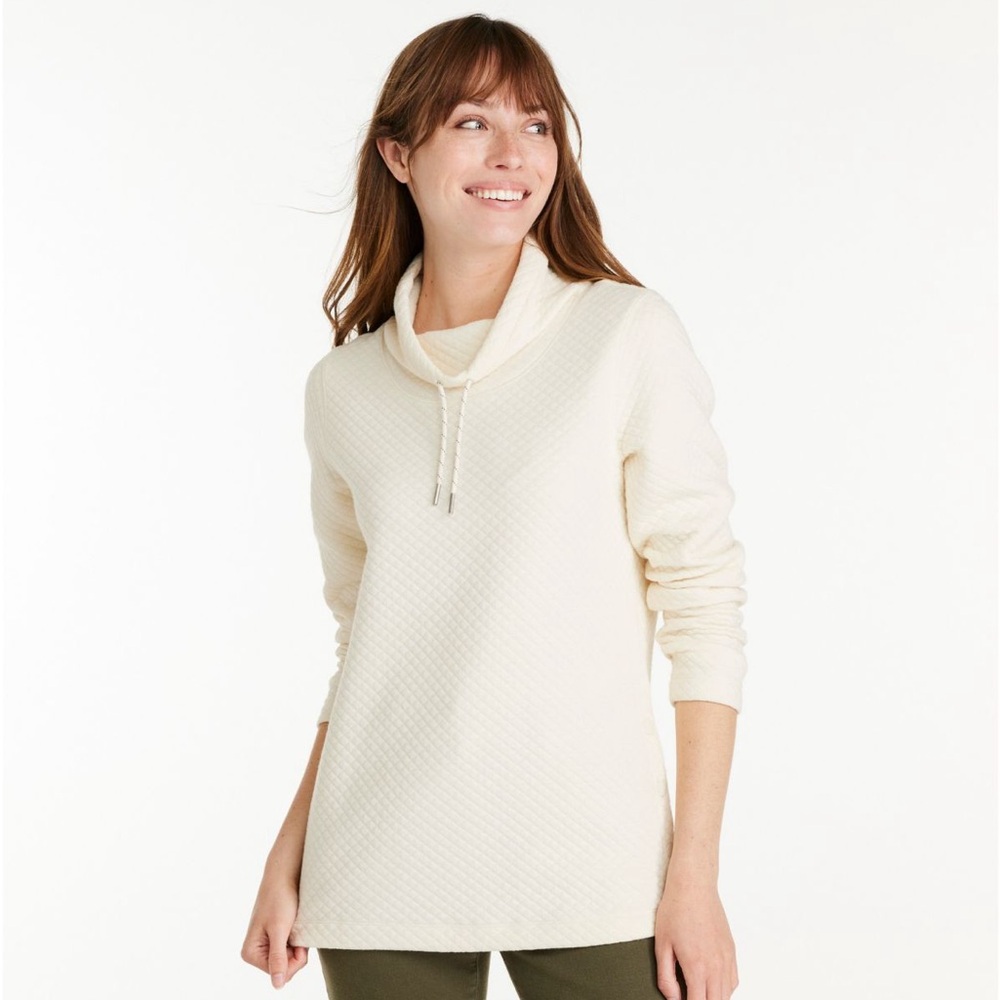 L.L.Bean Women's SoftLight Quilted Funnelneck Pullover Sweatshirt Cream Size M